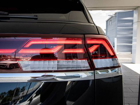 New 2026 Volkswagen Atlas Cross Sport SEL AWD/4WD image 17
