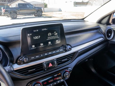 Used 2019 Kia Forte LXS image 30