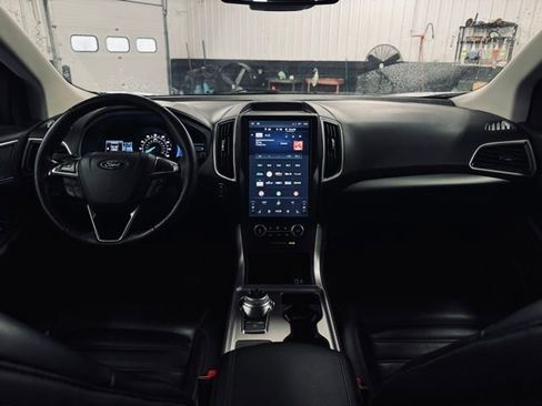 Used 2024 Ford Edge SEL image 21