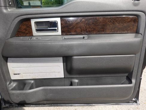 Used 2013 Ford F150 Platinum image 23