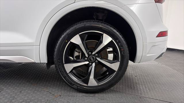 Used 2023 Audi Q5 2.0T Premium Plus w/ Premium Plus Package AWD/4WD image 40
