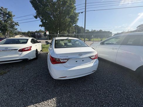 Used 2012 Hyundai Sonata GLS FWD image 7