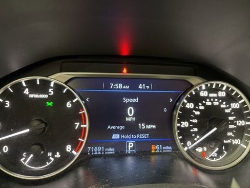 Used 2024 Nissan Altima 2.5 SV FWD image 23