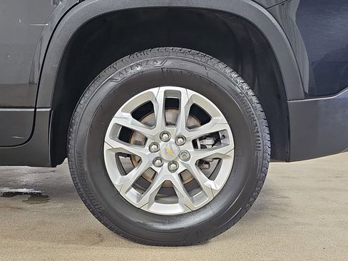 Used 2020 Chevrolet Traverse LT w/ LPO, Floor Liner Package AWD/4WD image 39