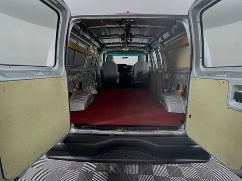 Used 2012 Ford E-150 and Econoline 150 w/ Commercial Cargo Van Pkg image 23