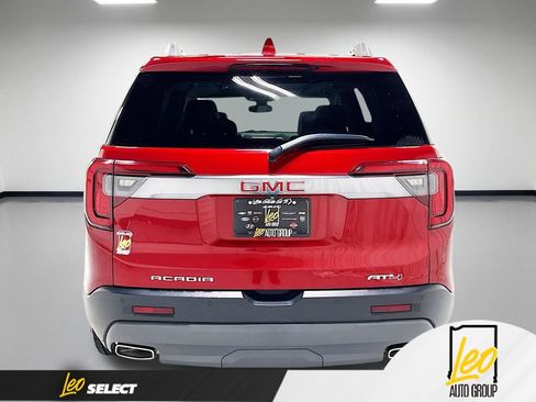 Used 2021 GMC Acadia AT4 w/ Technology Package AWD/4WD image 9