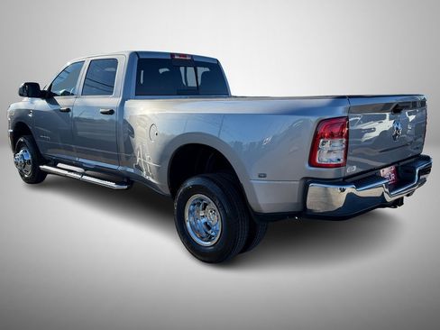 Used 2022 RAM 3500 Tradesman image 4
