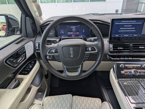 Used 2024 Lincoln Navigator L Black Label AWD/4WD image 16