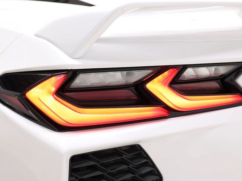 Used 2023 Chevrolet Corvette Stingray Premium Cpe w/ Z51 Performance Package RWD image 69