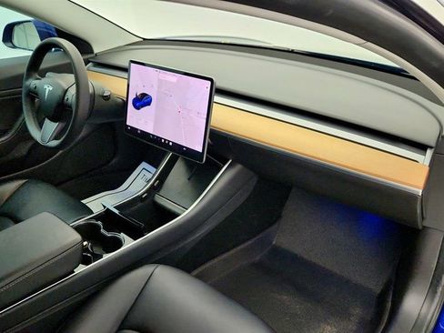 Used 2020 Tesla Model 3 Long Range image 30