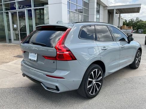 Certified 2024 Volvo XC60 B5 Plus w/ Protection Package Premier AWD/4WD image 7