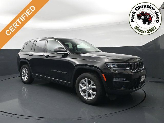 Used 2023 Jeep Grand Cherokee Limited w/ Luxury Tech Group II AWD/4WD image 1