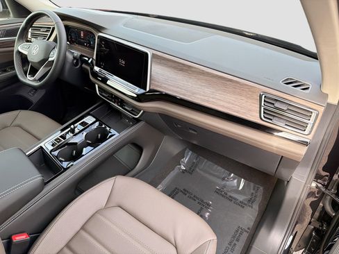 New 2026 Volkswagen Atlas SEL image 14