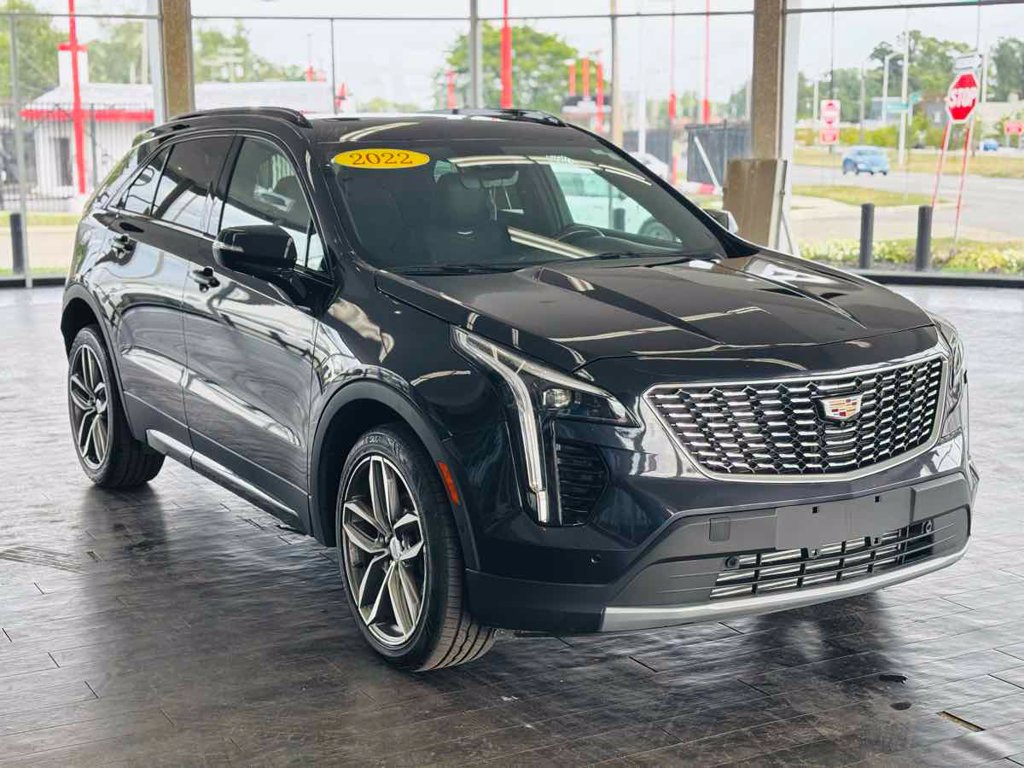 Used 2022 Cadillac XT4 Sport w/ Enhanced Visibility Package AWD/4WD image 1