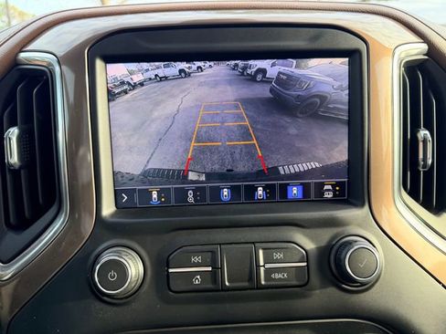 Used 2020 Chevrolet Silverado 2500 High Country w/ Z71 Off-Road Package image 19