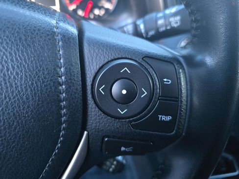 Used 2017 Toyota RAV4 SE w/ Power Special Value Package image 19