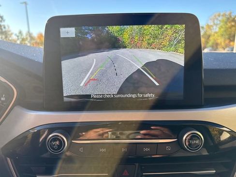 Used 2022 Ford Escape SE w/ Convenience Package image 34