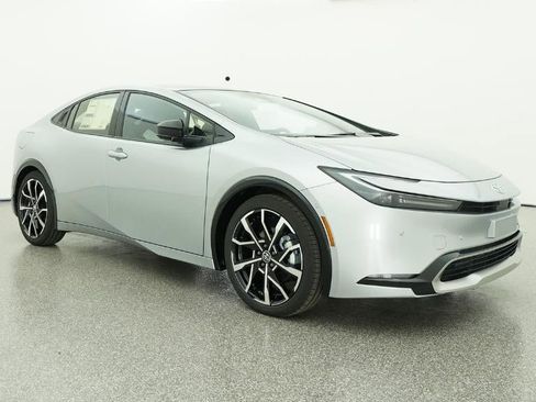 New 2026 Toyota Prius Plug-In Hybrid FWD image 29