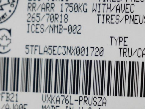 Used 2022 Toyota Tundra SR5 AWD/4WD image 27