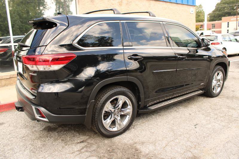Used 2019 Toyota Highlander Limited Platinum AWD/4WD image 4