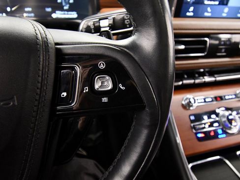 Used 2020 Lincoln Aviator Reserve w/ Equipment Group 202A image 25