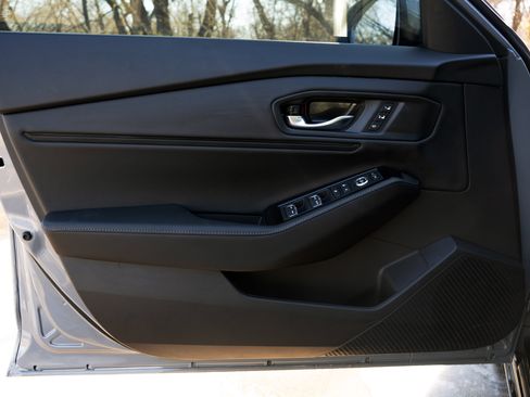 Used 2025 Honda Accord Touring image 38