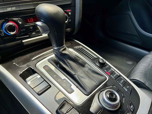 Used 2010 Audi A4 2.0T Premium Plus AWD/4WD image 27