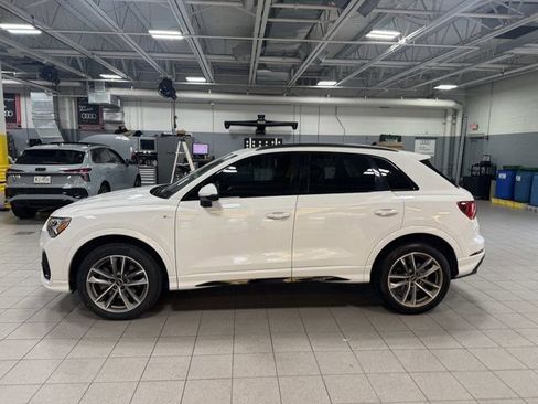 Certified 2023 Audi Q3 2.0T Premium w/ Black Optic Sport Package AWD/4WD image 7