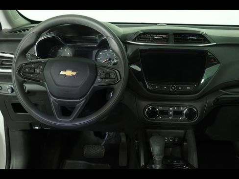 Used 2023 Chevrolet TrailBlazer LT w/ Convenience Package AWD/4WD image 15