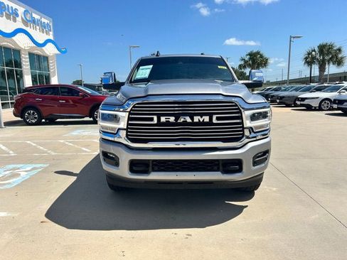 Used 2024 RAM 2500 Laramie w/ Safety Group AWD/4WD image 3