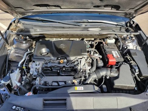 Used 2019 Toyota Camry XSE FWD image 25