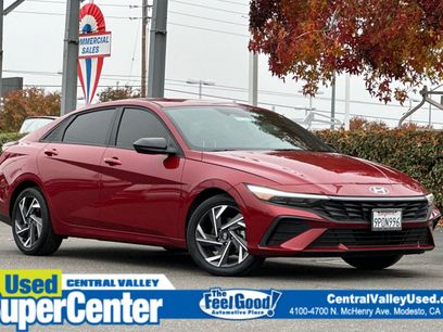 Used 2025 Hyundai Elantra Sport w/ Cargo Package