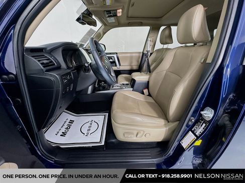 Used 2020 Toyota 4Runner Limited AWD/4WD image 21