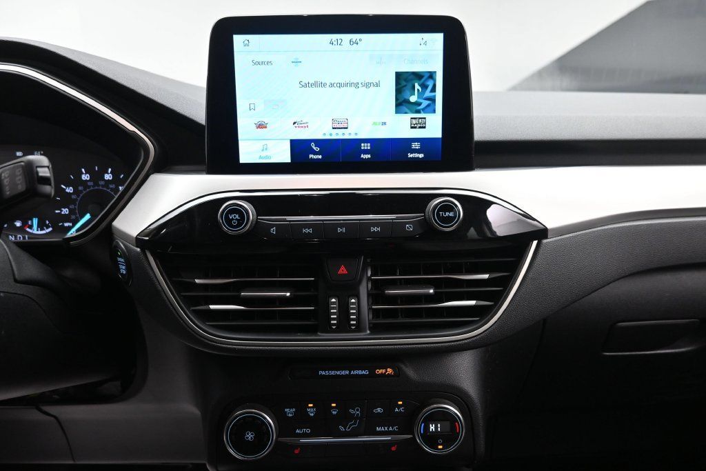 Used 2020 Ford Escape SE FWD image 19