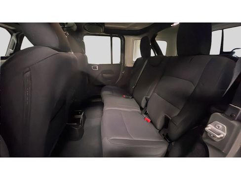 Used 2022 Jeep Wrangler Unlimited Sport image 14