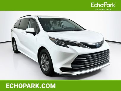 Used 2024 Toyota Sienna LE