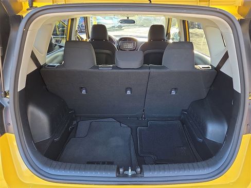 Used 2020 Kia Soul LX image 27