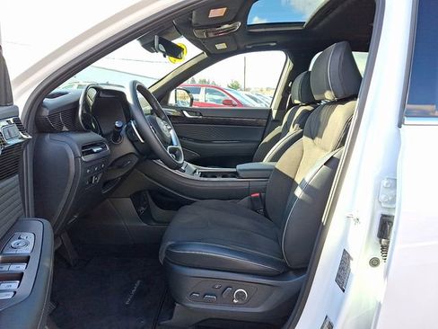 Used 2025 Hyundai Palisade Calligraphy image 13
