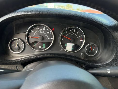 Used 2017 Jeep Wrangler Sport w/ Quick Order Package 24S AWD/4WD image 16
