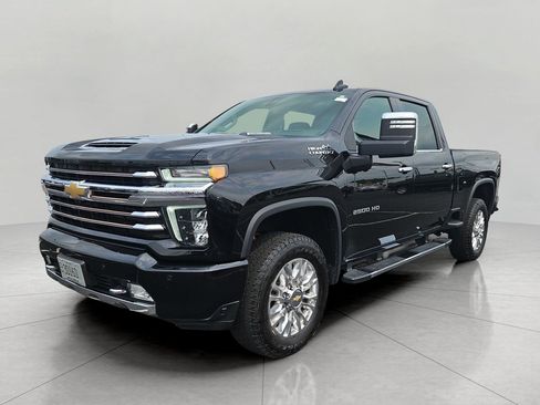 Used 2022 Chevrolet Silverado 2500 High Country w/ Z71 Off-Road Package AWD/4WD image 3