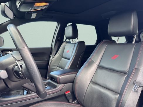 Used 2025 Dodge Durango GT AWD/4WD image 13
