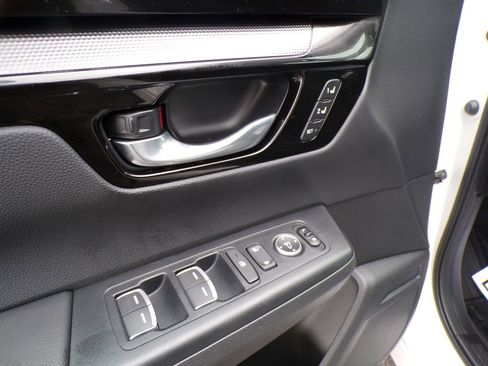 Used 2026 Honda CR-V EX-L image 13