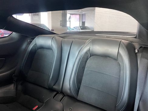 Used 2016 Ford Mustang Shelby GT350 w/ Technology Package image 17