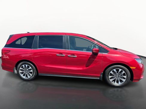 Used 2023 Honda Odyssey EX-L image 2