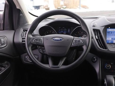 Used 2019 Ford Escape SE image 22