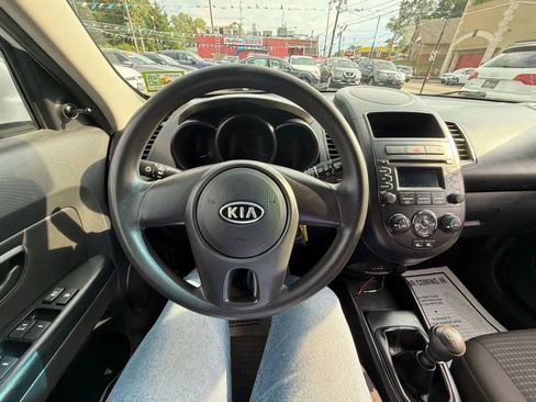 Used 2012 Kia Soul image 29