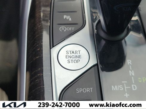 Used 2021 BMW 330i Sedan w/ Convenience Package RWD image 30
