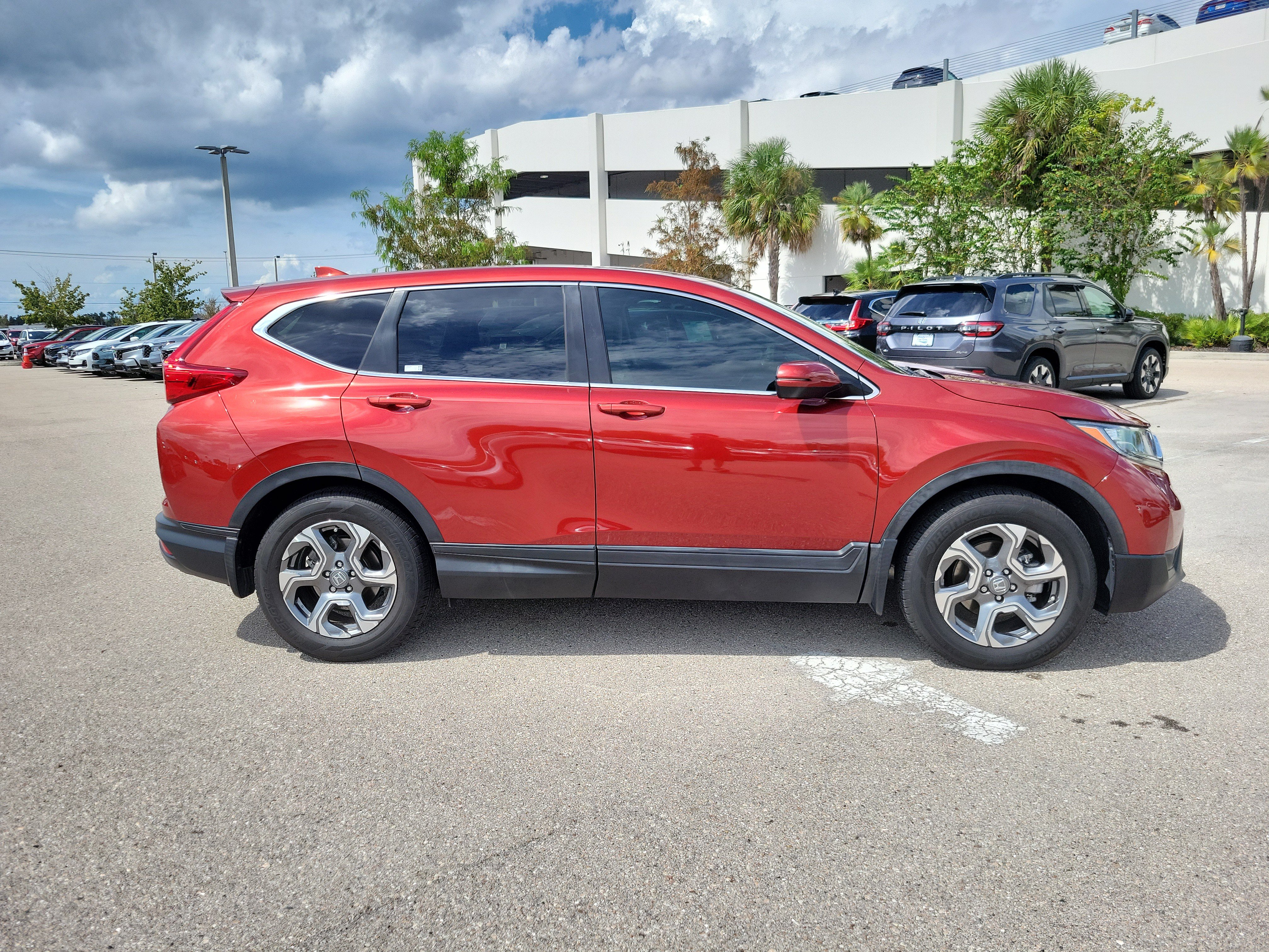 Used 2019 Honda CR-V EX image 3