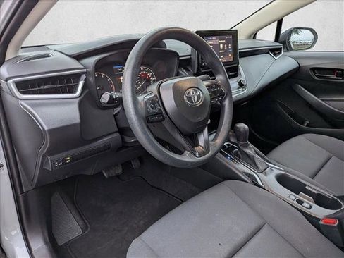 Used 2023 Toyota Corolla LE image 7