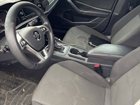 Used 2019 Volkswagen Jetta image 30